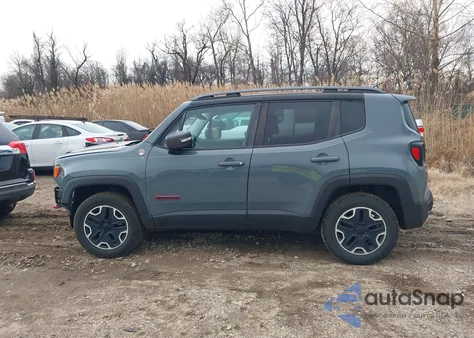 2015 Jeep Renegade Trailhawk из США, поврежденный, VIN ZACCJBCT8FPC02485
